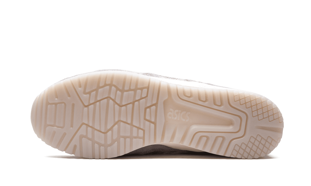 ASICS MENS GEL LYTE III "END Clothing - Pearl" 1191A356 500 1191A356 500 from Stadium Goods