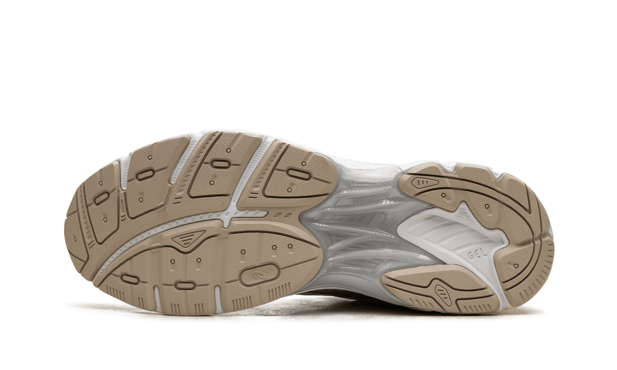 ASICS MENS GT 2160 "White / Putty" 1203A544 100 from Stadium Goods