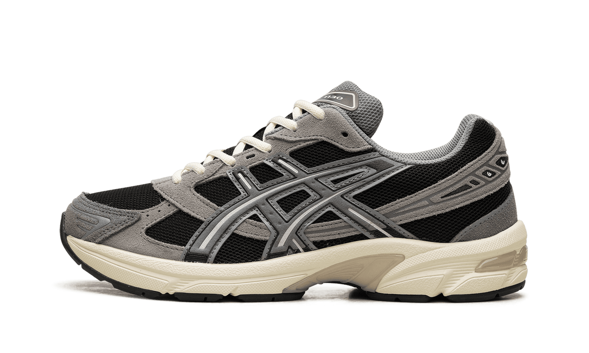 ASICS MENS Gel 1130 "Black Carbon" 1201A255 004 from Stadium Goods