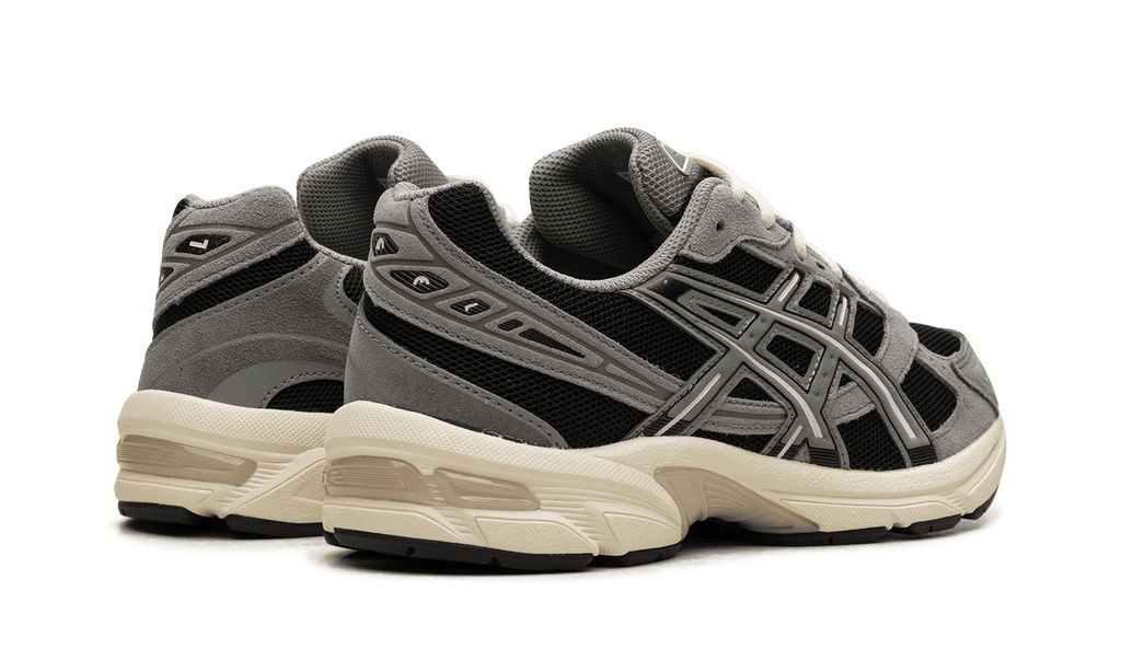 ASICS MENS Gel 1130 "Black Carbon" 1201A255 004 from Stadium Goods